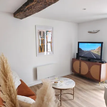De 55m2 Pour 2 A 3 Personnes, Au Coeur De La Bastide, Draps, Serviettes, Wifi, Clim Et Inclus Apartment