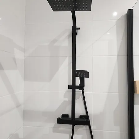 De 55m2 Pour 2 A 3 Personnes, Au Coeur De La Bastide, Draps, Serviettes, Wifi, Clim Et Inclus Vianne