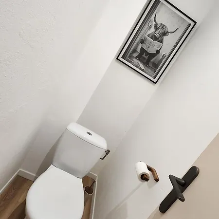 De 55m2 Pour 2 A 3 Personnes, Au Coeur De La Bastide, Draps, Serviettes, Wifi, Clim Et Inclus