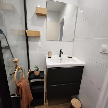 Apartment De 55m2 Pour 2 A 3 Personnes, Au Coeur De La Bastide, Draps, Serviettes, Wifi, Clim Et Inclus